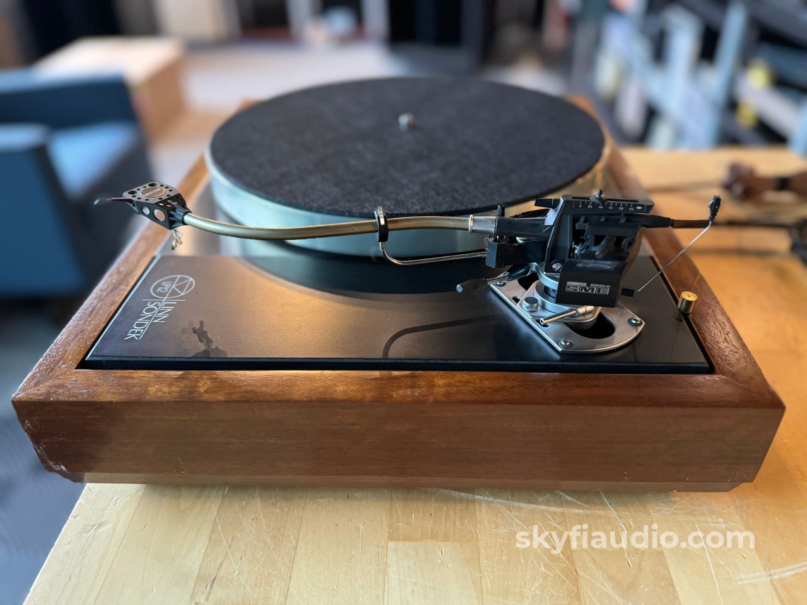 Linn Lp12 Vintage Turntable With Upgrades And Sme Tonearm