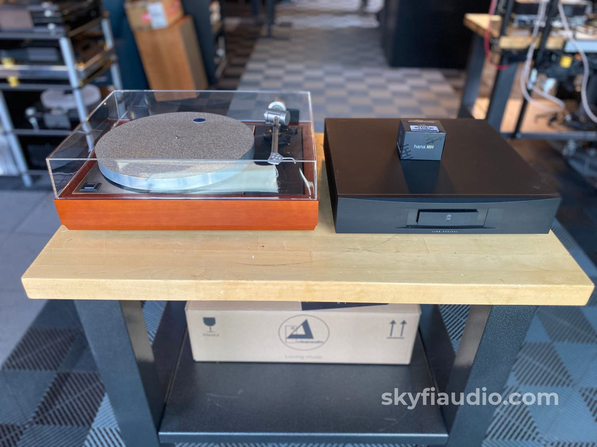 Linn Lp-12 With Ekos Se Tonearm Radikal Power Supply And New Hana Mh Turntable