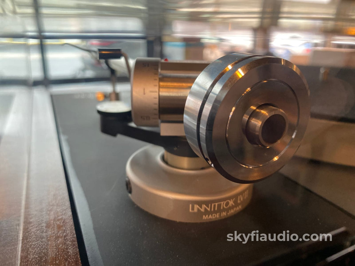 Linn Lp12 Wit Ittok Arm And New Sumiko Bluepoint No.3 Mc Cartridge Turntable
