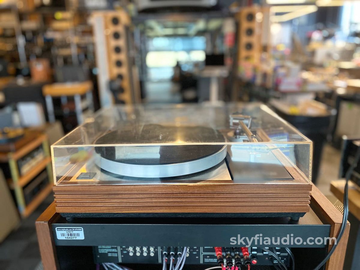 Linn Lp12 Wit Ittok Arm And New Sumiko Bluepoint No.3 Mc Cartridge Turntable