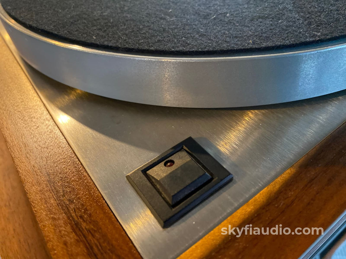 Linn Lp12 Wit Ittok Arm And New Sumiko Bluepoint No.3 Mc Cartridge Turntable