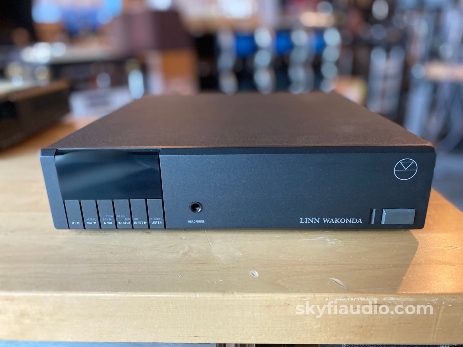 Linn Wakonda Preamplifier With Remote
