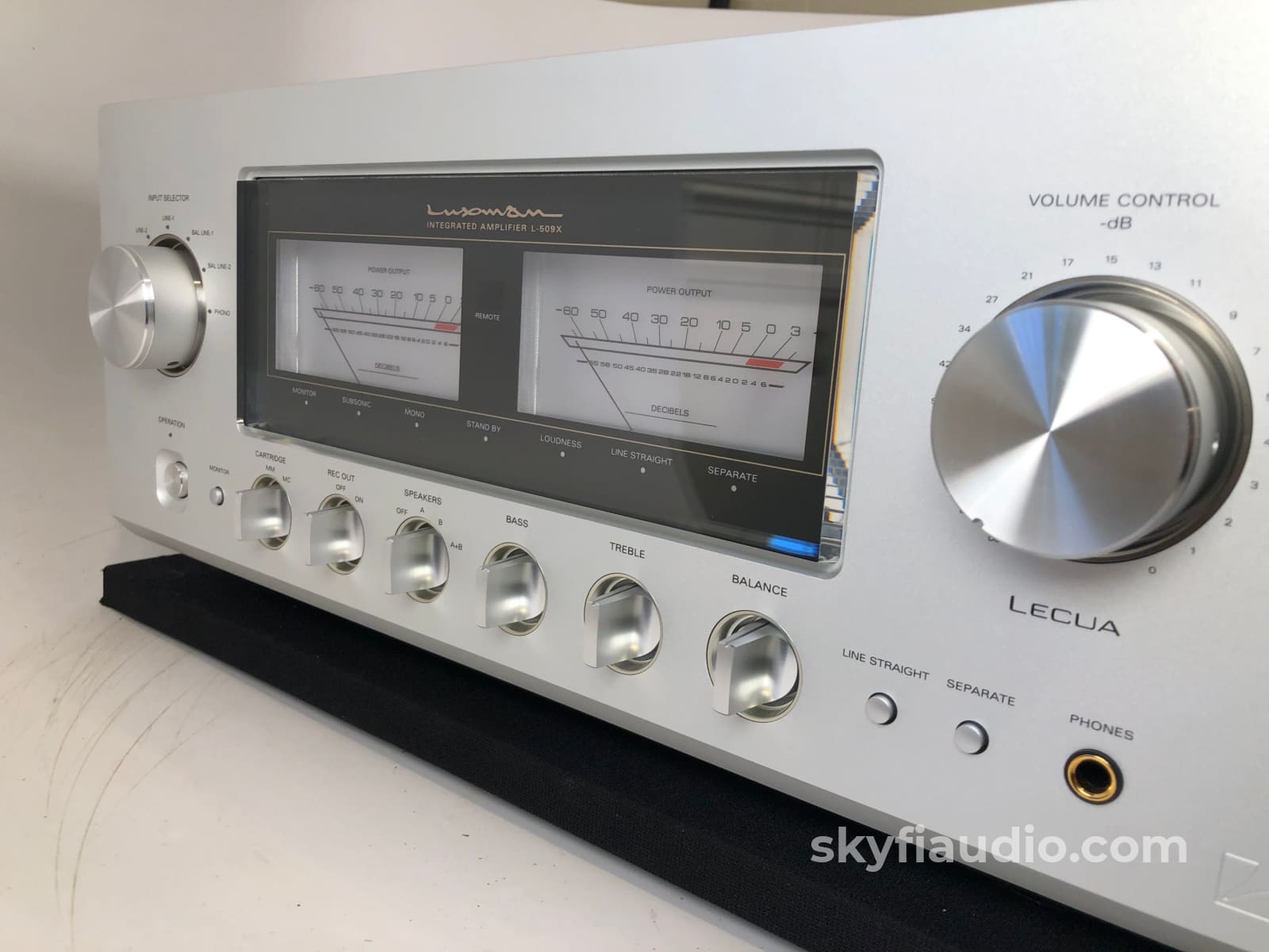 Luxman L-509X Integrated Amplifier With Phono - As New