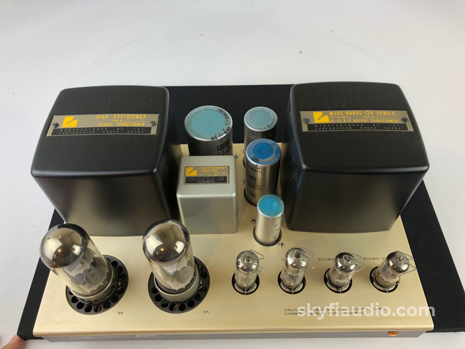 Luxman Mb-3045 Tube Monoblock Amplifier Pair