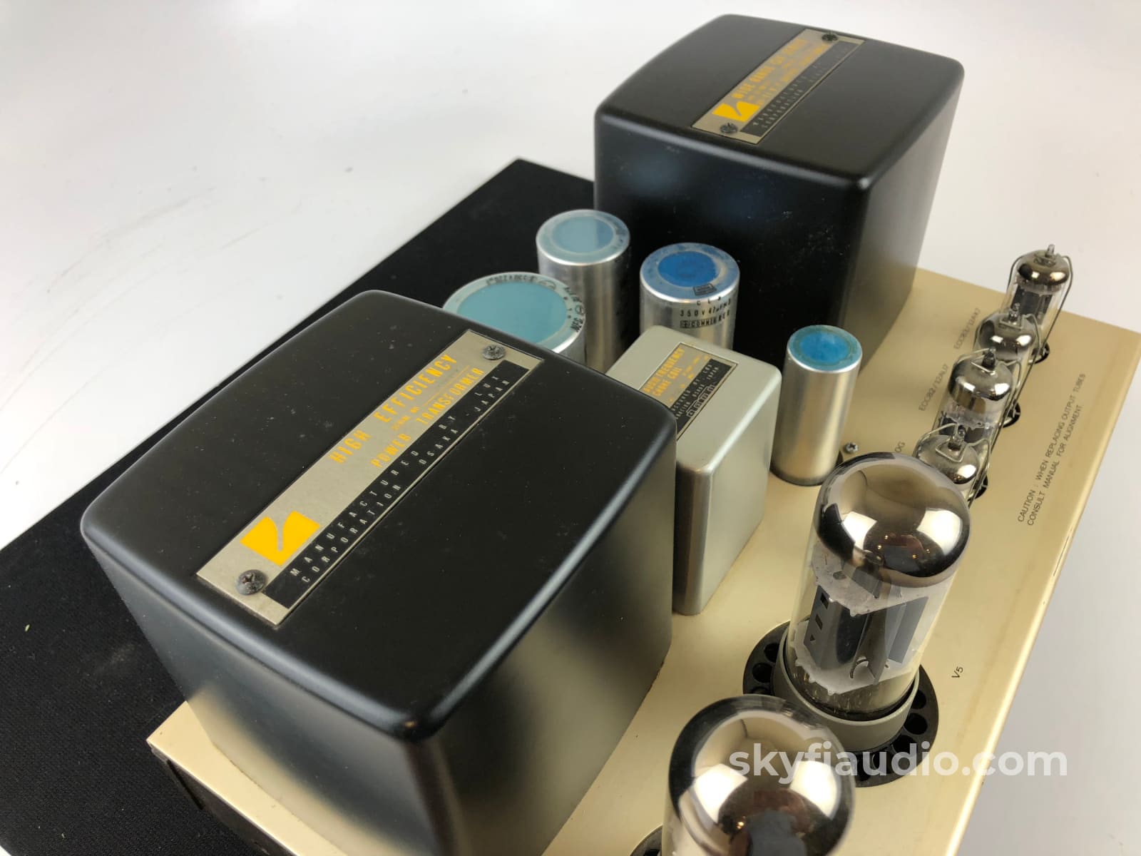 Luxman Mb-3045 Tube Monoblock Amplifier Pair