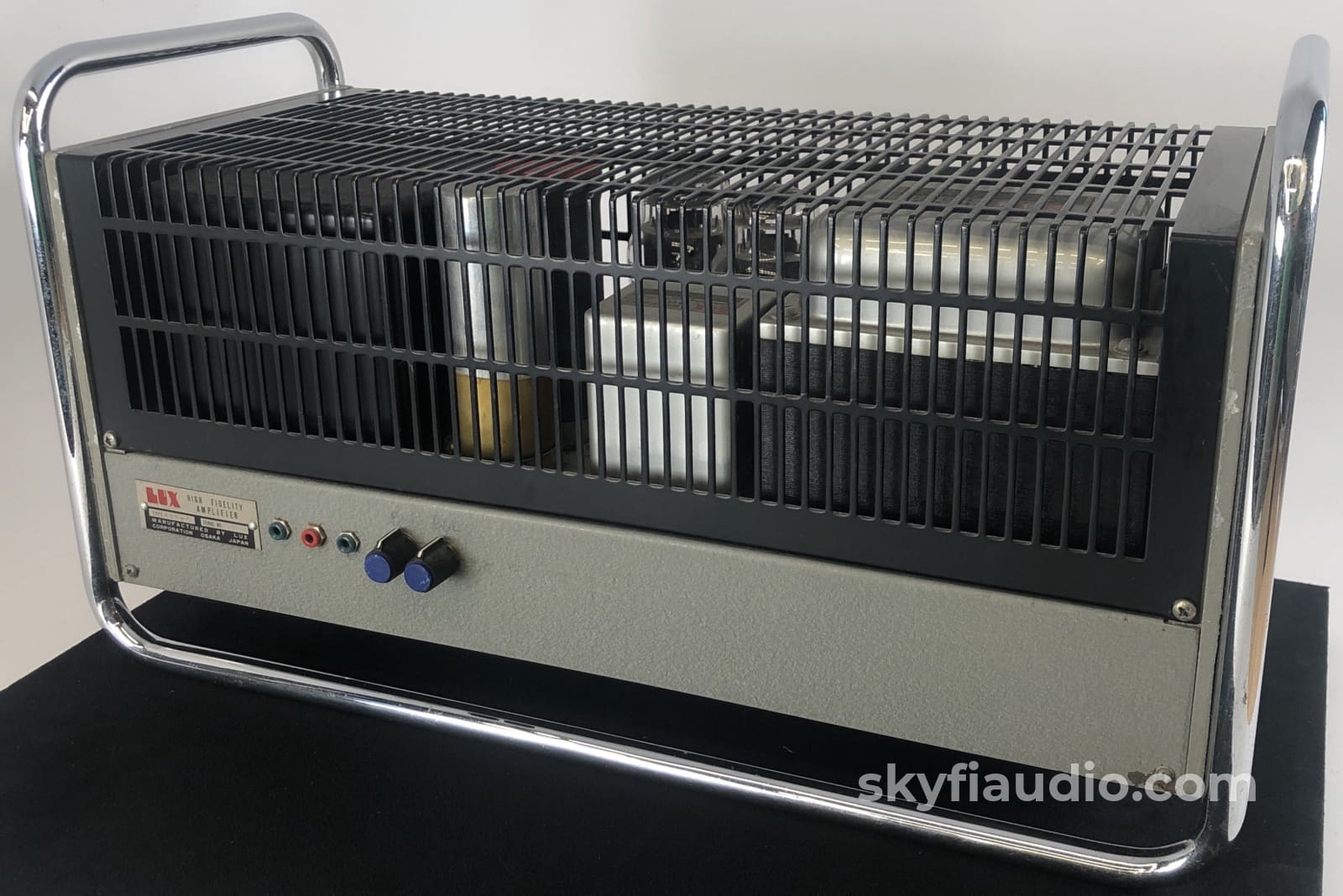 Luxman Mb8A Mono Tube Amplifiers With Kt88 Tubes - Rare And Collectible Amplifier
