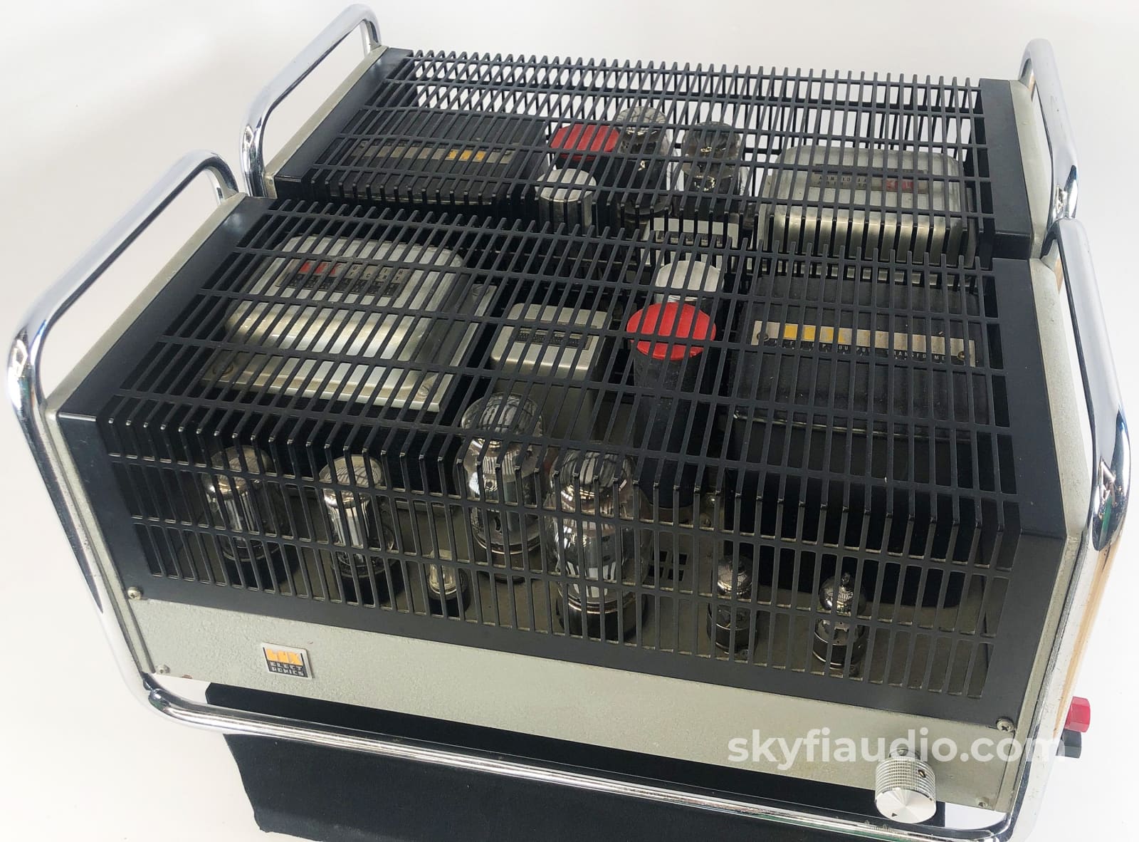 Luxman Mb8A Mono Tube Amplifiers With Kt88 Tubes - Rare And Collectible Amplifier