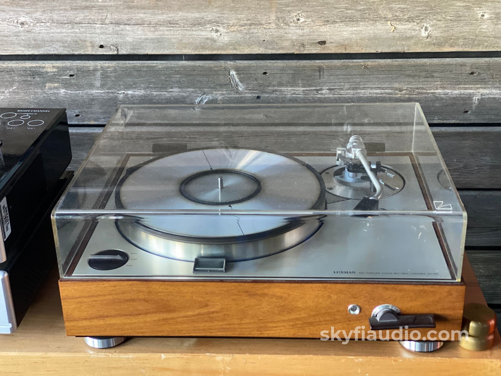 Luxman Pd-300 Vintage Turntable With New Sumiko Blackbird Mc Cartridge