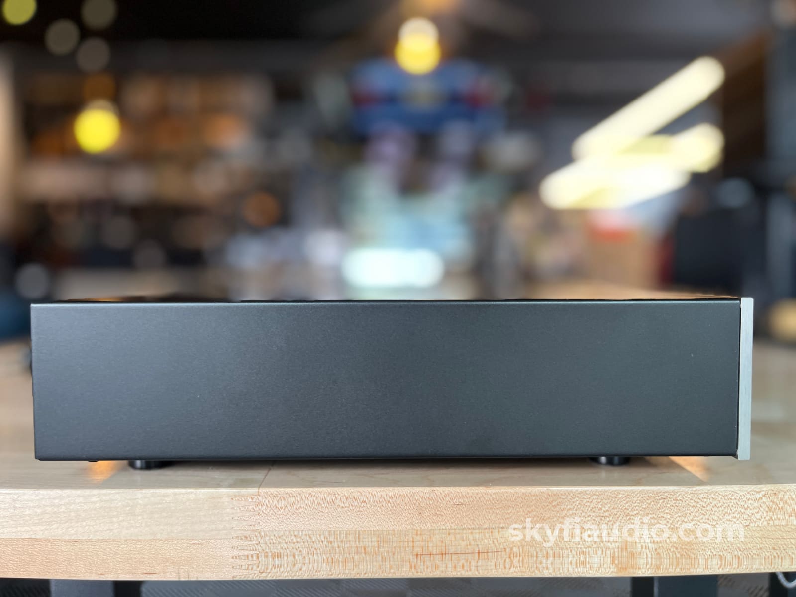 Luxman T-12 Vintage FM Tuner Tuner