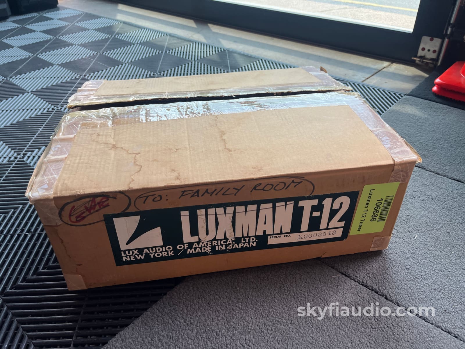 Luxman T-12 Vintage FM Tuner Tuner