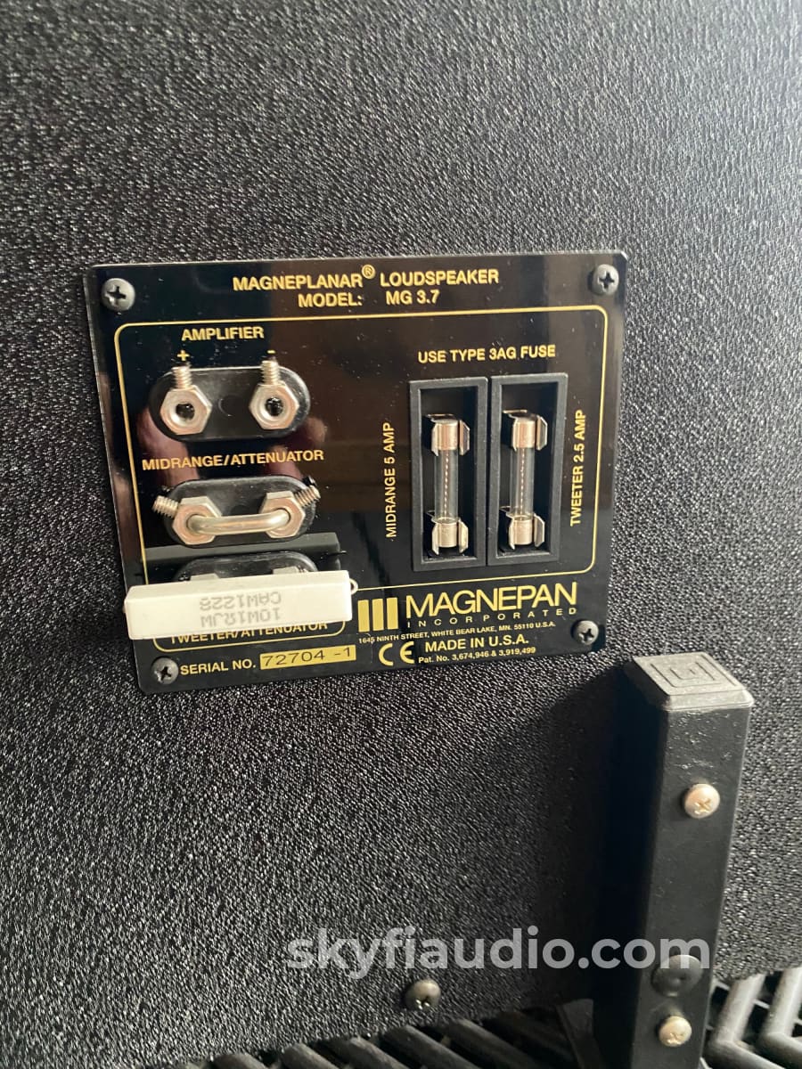 Magnepan Magneplanar MG 3.7 Speakers in Black