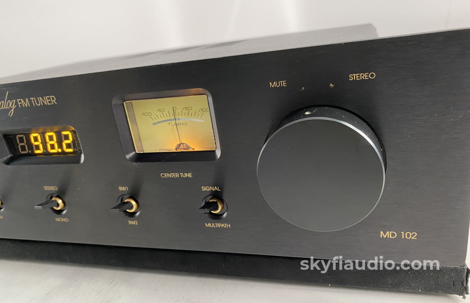 Magnum Dynalab Md 102 Analog Fm Tuner