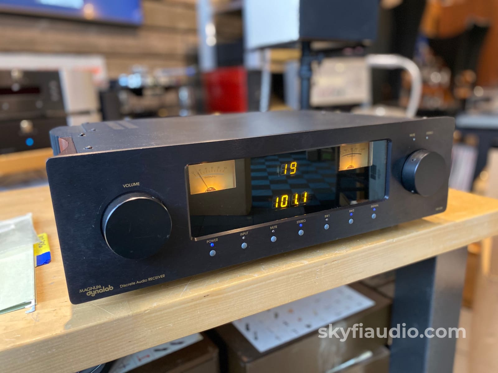 Magnum Dynalab Md 208 Stereo Receiver With Amazing Fm Capabilities - Recent Factory Service