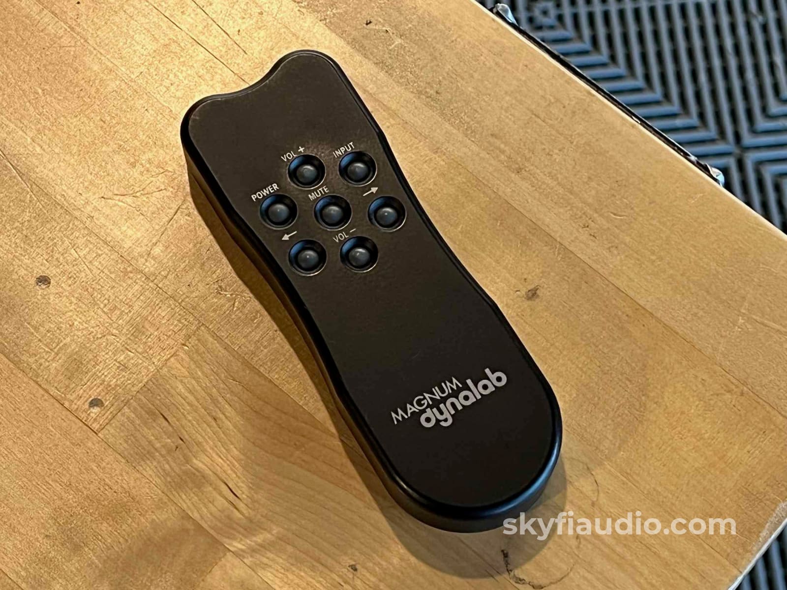 Magnum Dynalab Md 208 Stereo Receiver With Amazing Fm Capabilities - Recent Factory Service