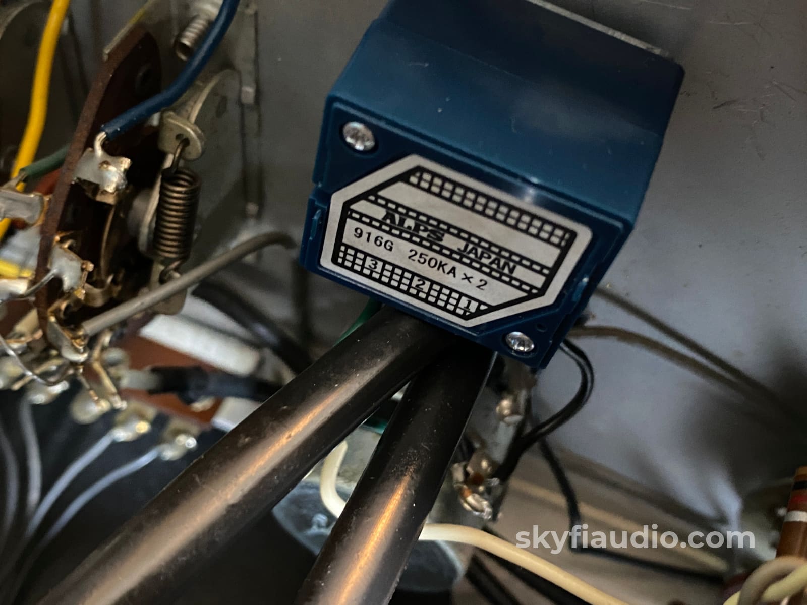 Marantz Model 7 Vintage Tube Preamp - SUPER Collectible - Holy Grail C