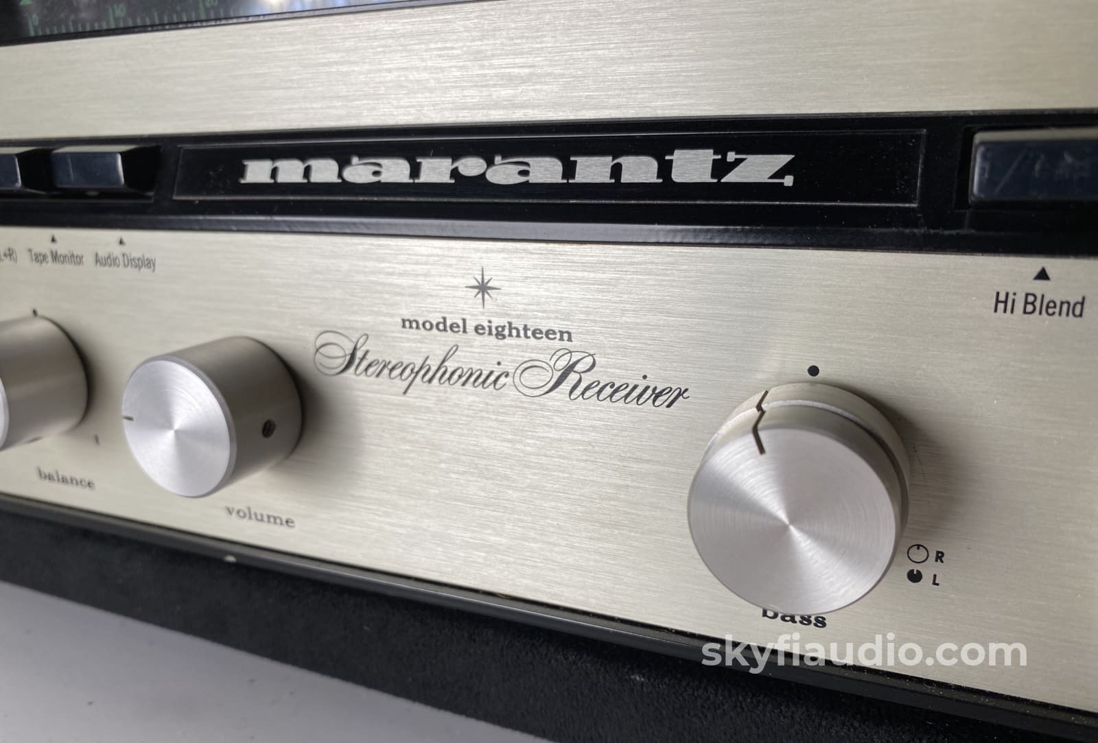 Marantz Model Eighteen (18) Stereophonic Receiver Integrated Amplifier