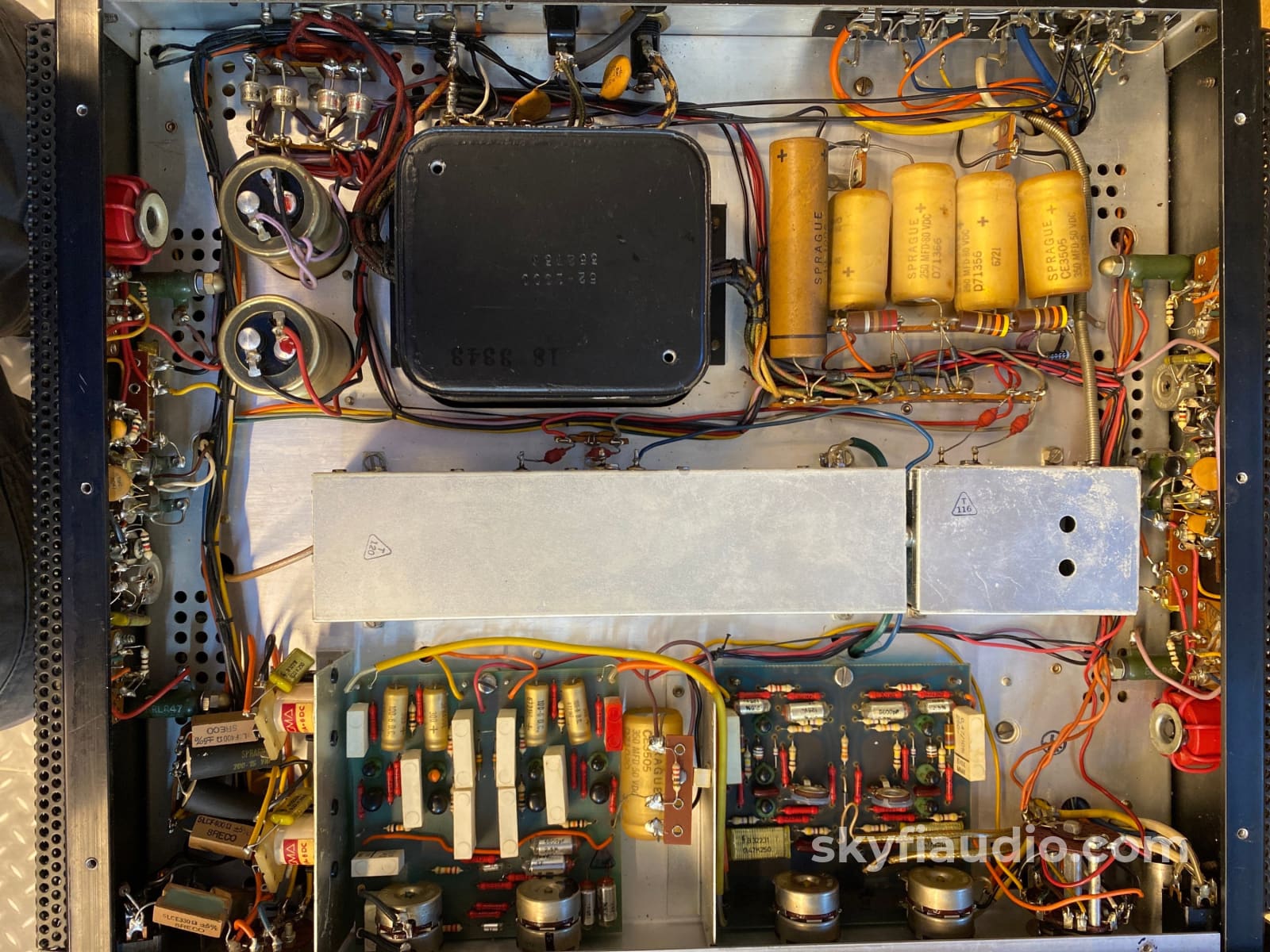 Marantz Model Eighteen - The First Receiver! Receiver