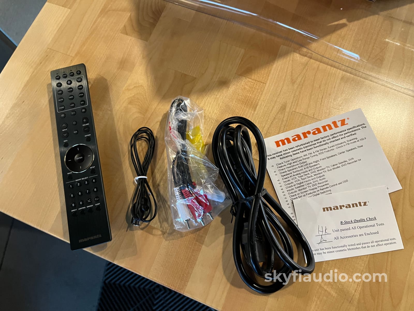 Marantz SACD 10 Reference SACD Player - Factory Refurbished B-Stock CD + Digital