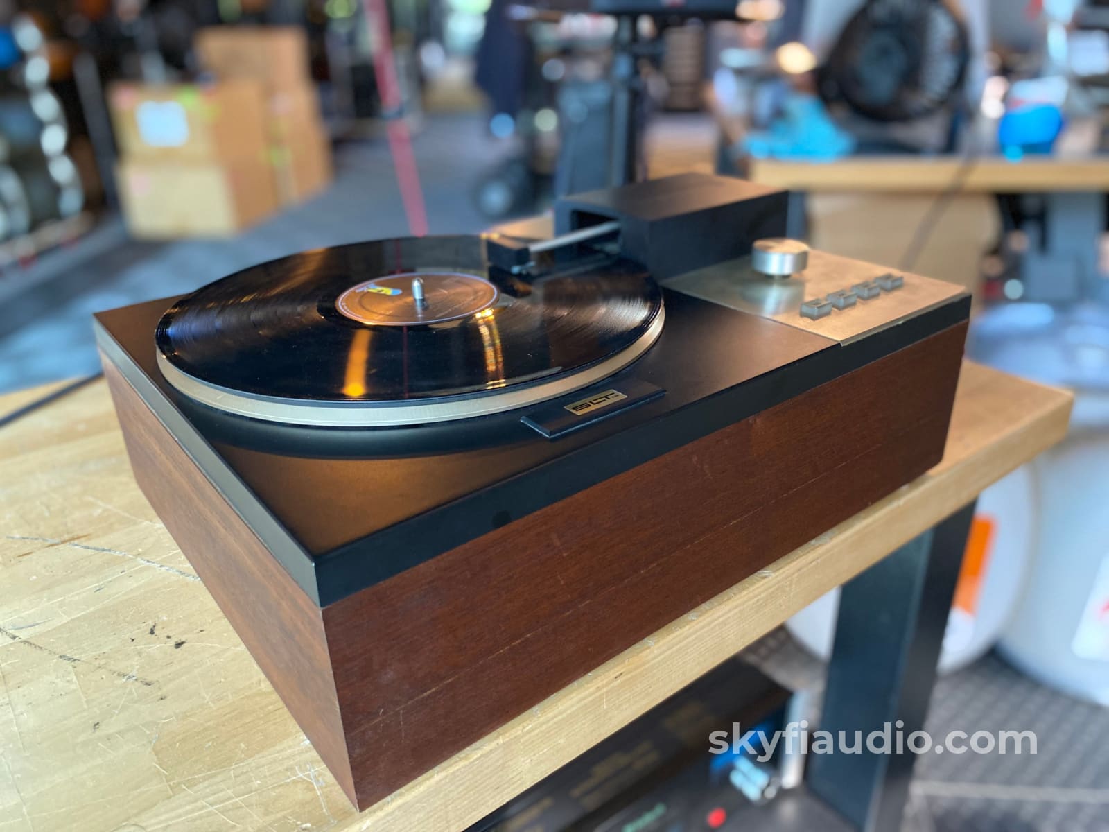 Marantz Slt-12 Linear Tracking Vintage Turntable