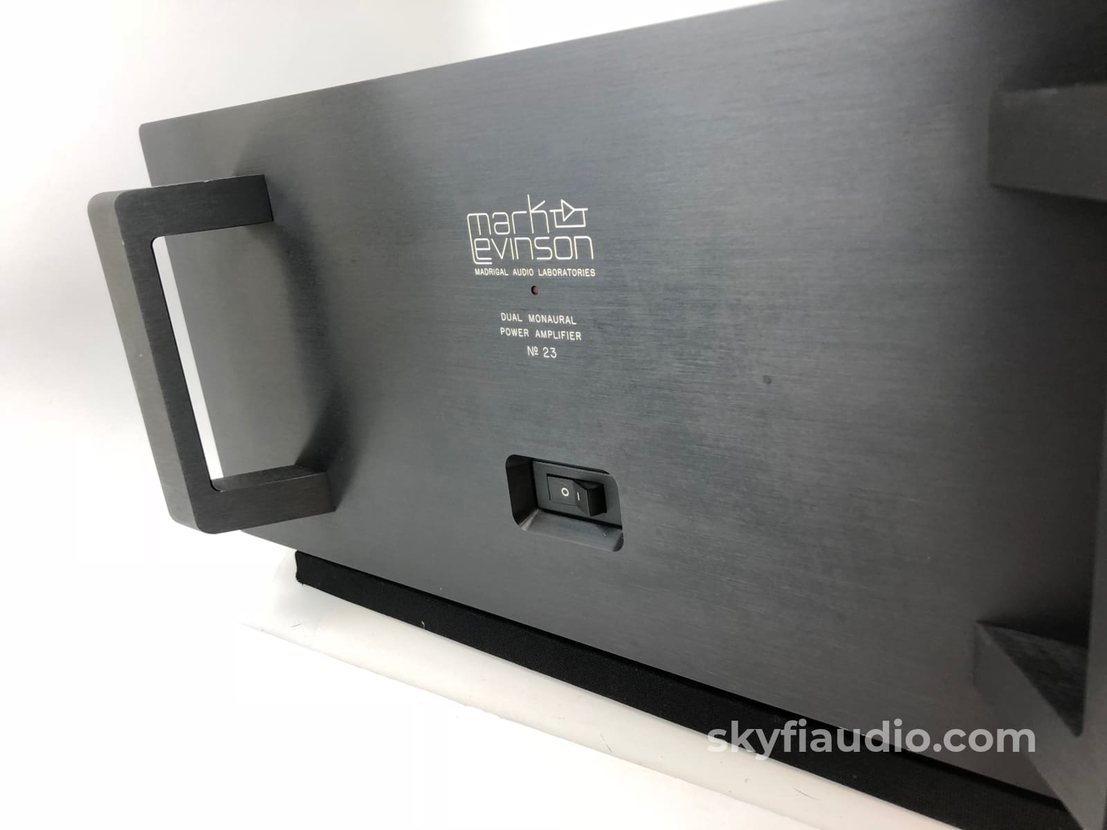 Mark Levinson No.23 Dual Monaural Solid State Amplifier