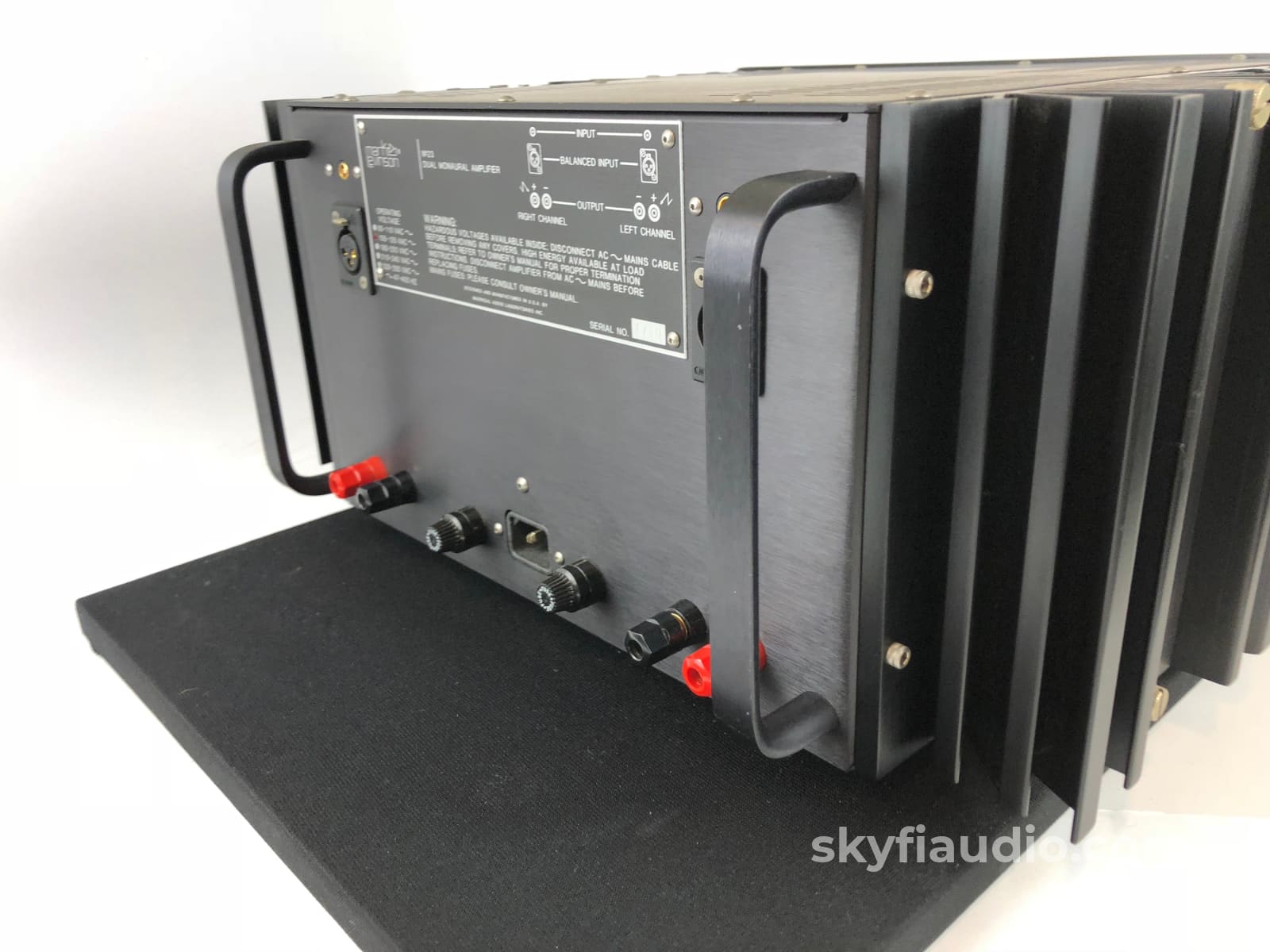 Mark Levinson No.23 Dual Monaural Solid State Amplifier
