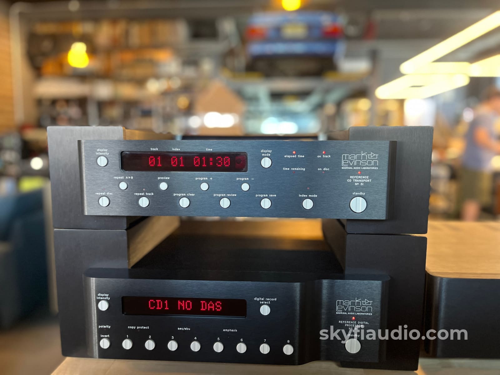 Mark Levinson No. 31 Top Loading CD Transport w/ No. 30 Reference Digital Processor and PLS 330 Power Supply CD