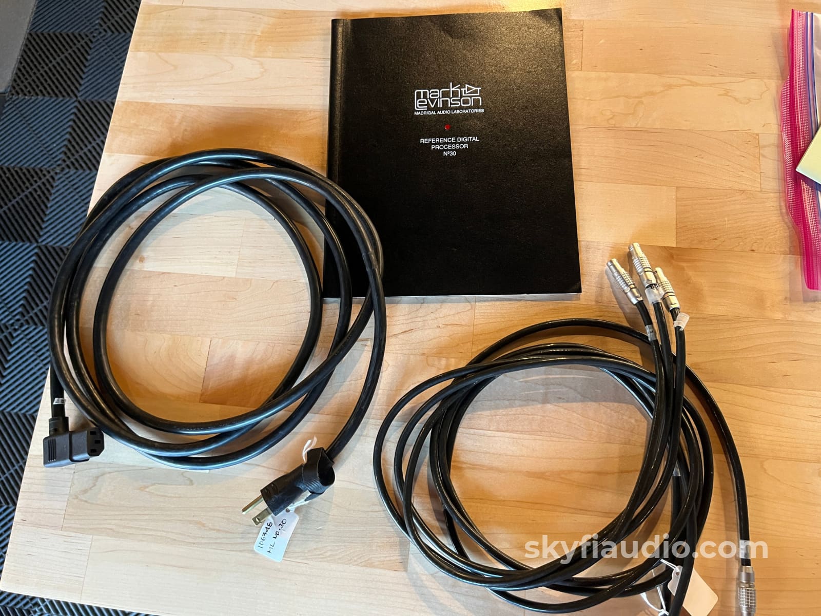 Mark Levinson No. 31 Top Loading CD Transport w/ No. 30 Reference Digi