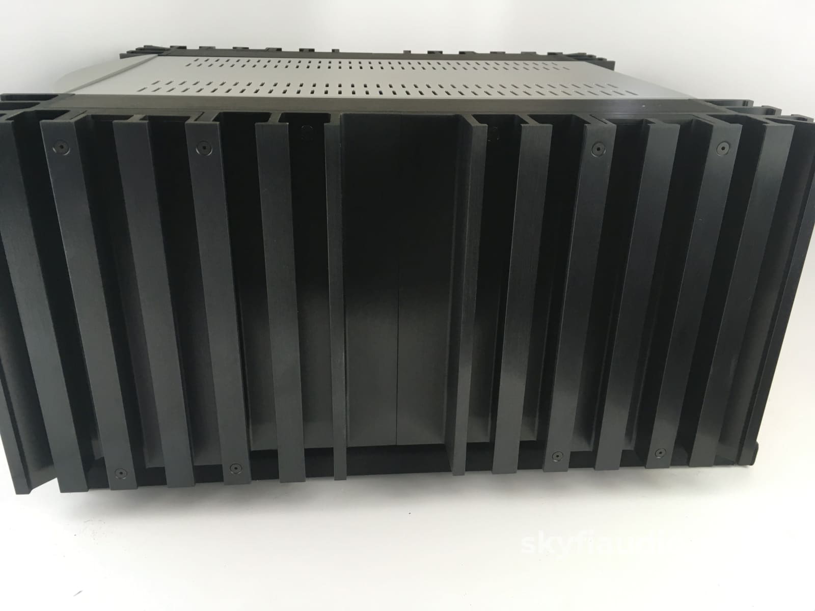 Mark Levinson No.331 Solid State Amplifier