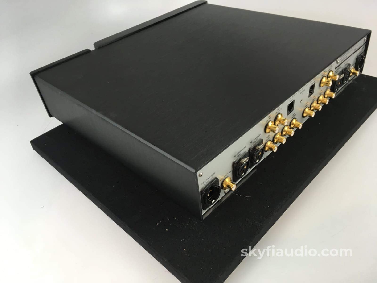 Mark Levinson No.38 Preamp - Dual Mono Preamplifier