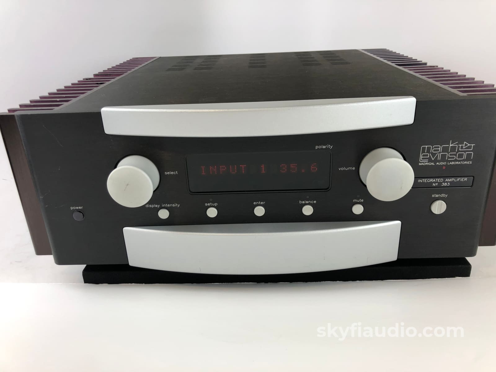 Mark Levinson No.383 Integrated Solid State Stereo Amplifier