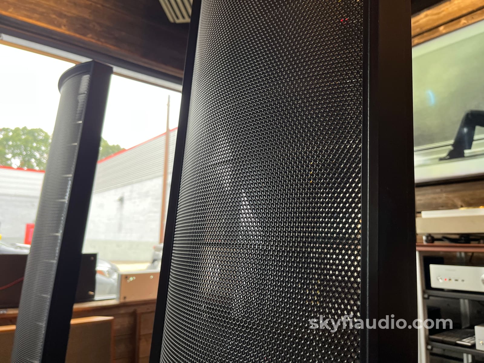 Martin Logan Expression ESL13A - Hybrid Electrostatic Speakers - Gloss Black Amplifier