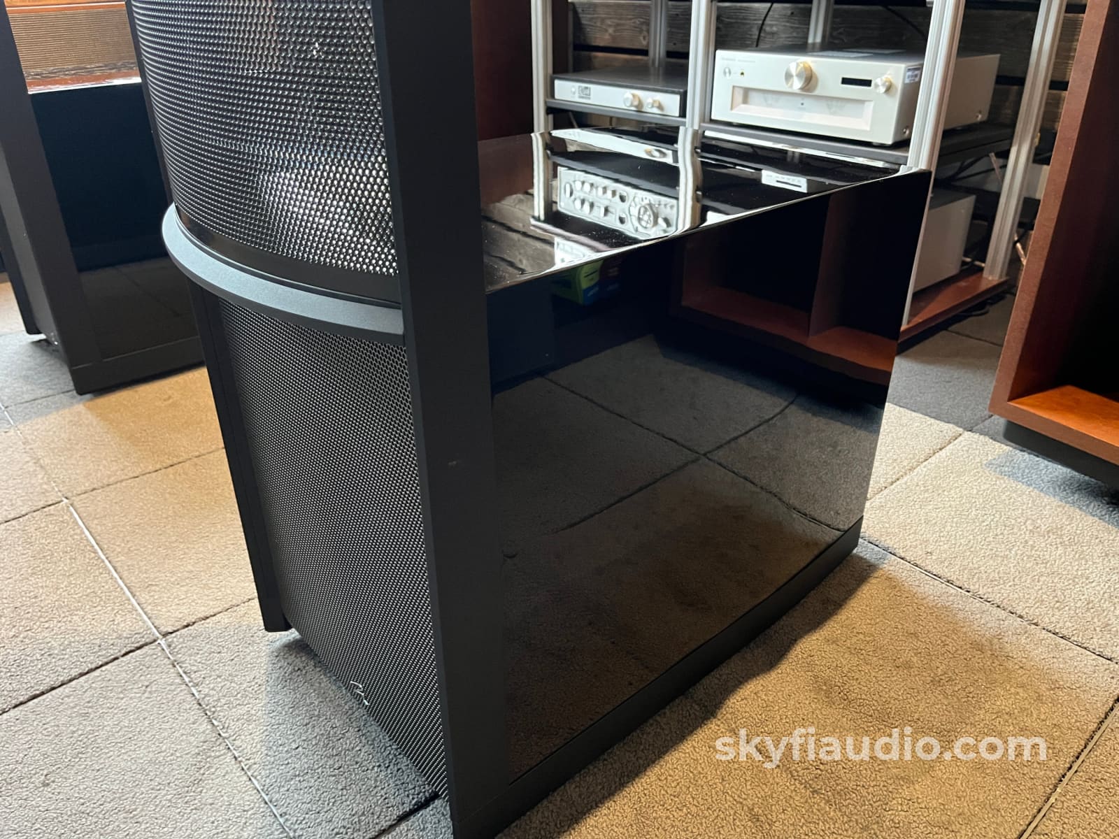 Martin Logan Renaissance ESL15A Loudspeakers - Hybrid Electrostatic - Gloss Black - Complete Kit Amplifier