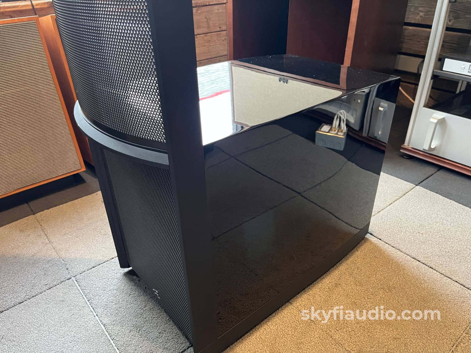 Martin Logan Renaissance ESL15A Loudspeakers - Hybrid Electrostatic - Gloss Black - Complete Kit Amplifier