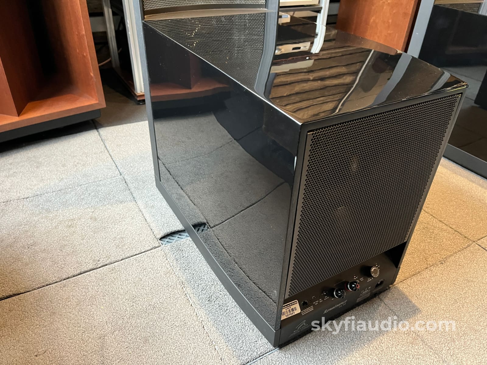 Martin Logan Renaissance ESL15A Loudspeakers - Hybrid Electrostatic - Gloss Black - Complete Kit Amplifier