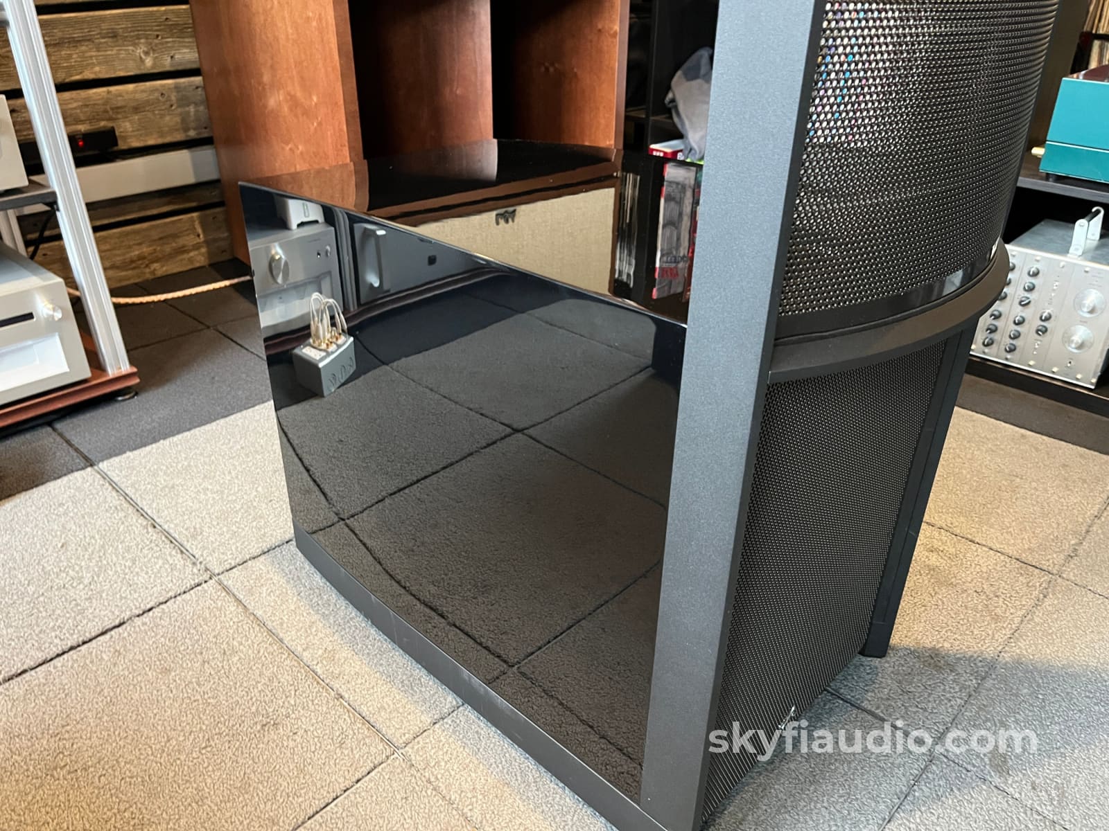 Martin Logan Renaissance ESL15A Loudspeakers - Hybrid Electrostatic - Gloss Black - Complete Kit Amplifier