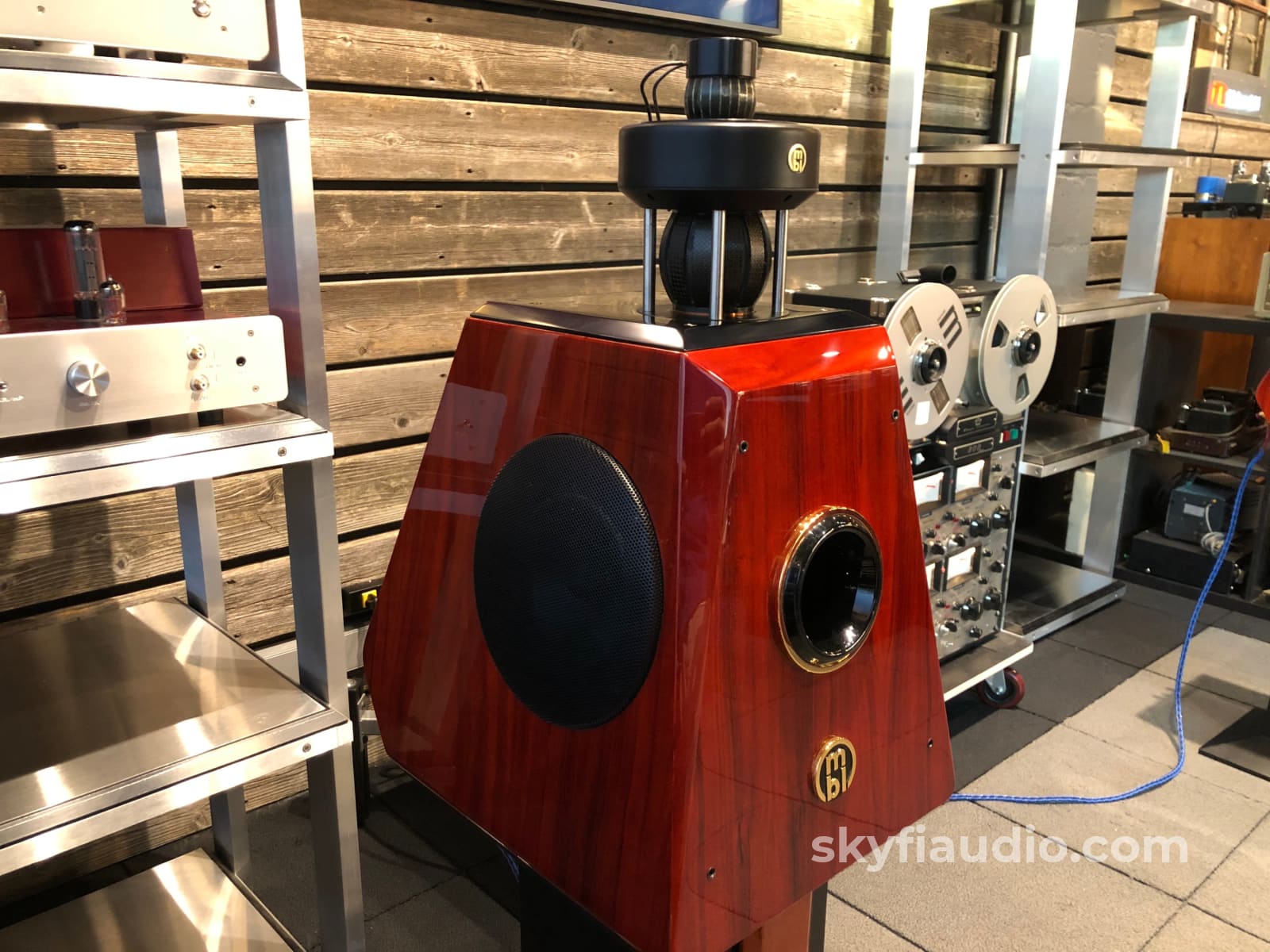 Mbl 121 Radialstrahler Speakers - With Stands And Crates