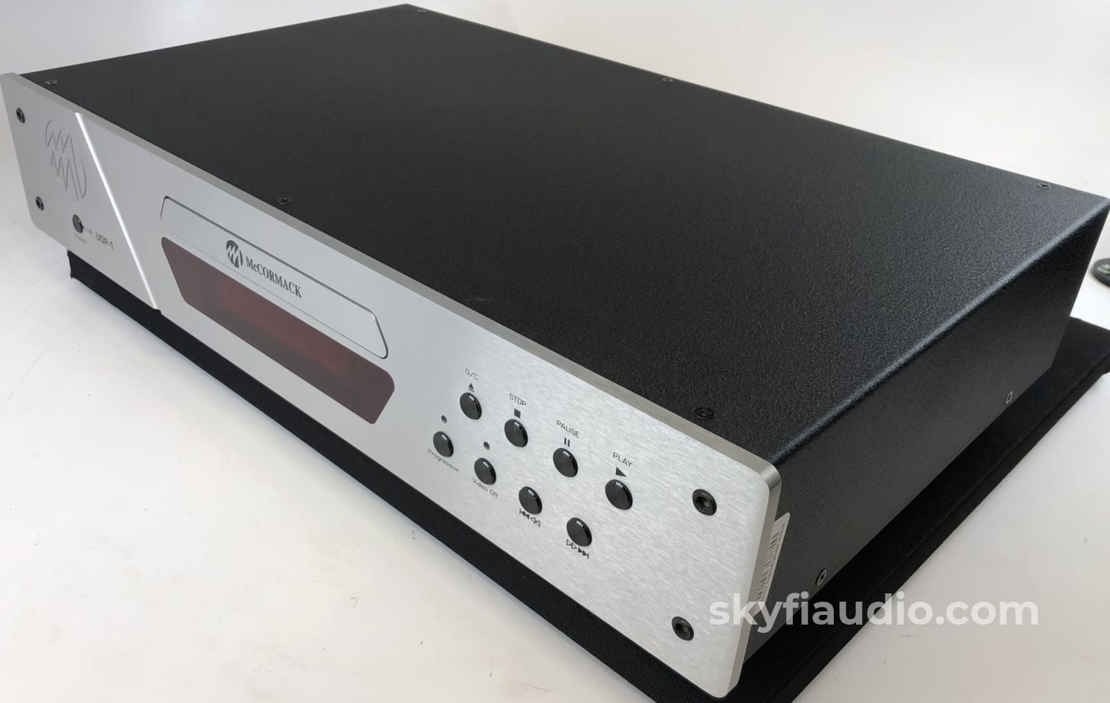 Mccormack Udp-1 Sacd/Cd Player - Burr-Brown Dacs Complete With Remote Box And Manual Cd + Digital