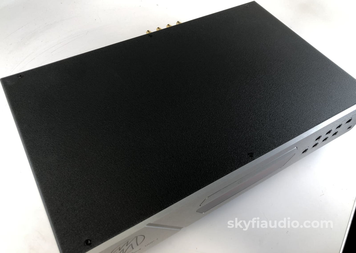 Mccormack Udp-1 Sacd/Cd Player - Burr-Brown Dacs Complete With Remote Box And Manual Cd + Digital