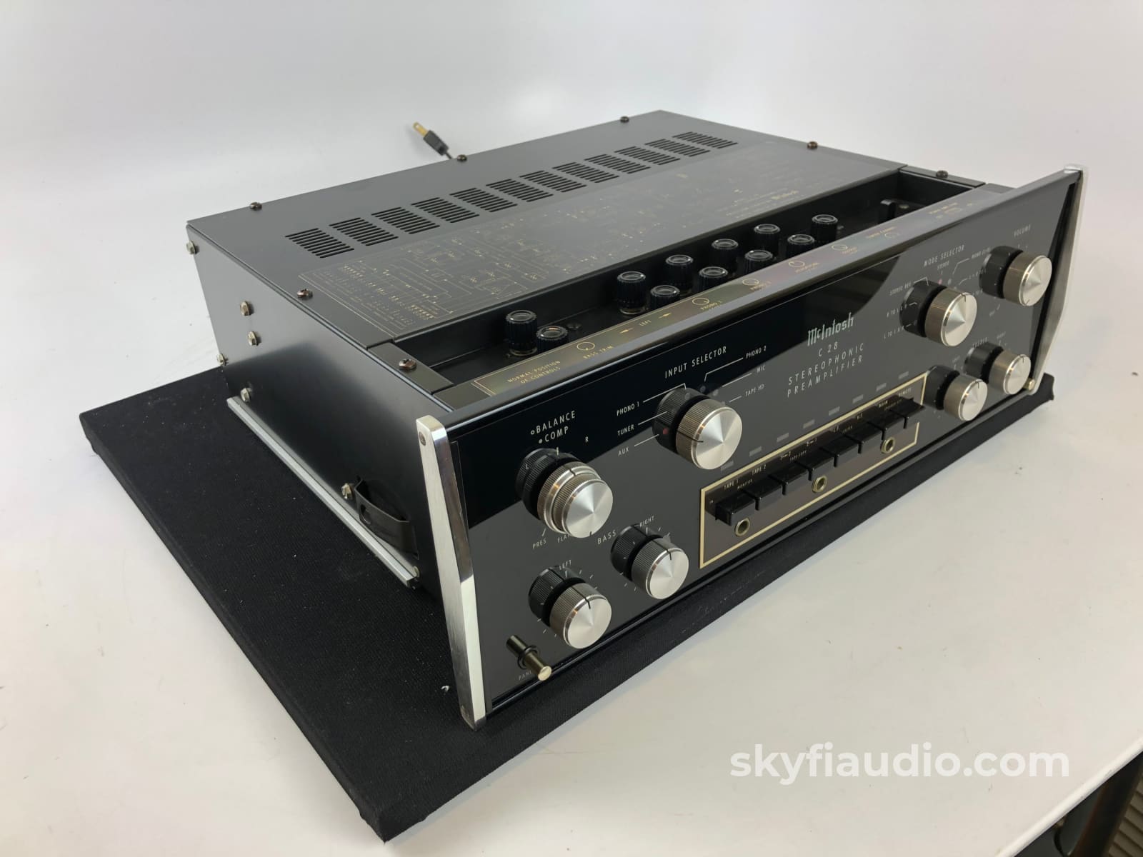 Mcintosh C-28 Vintage Preamplifier