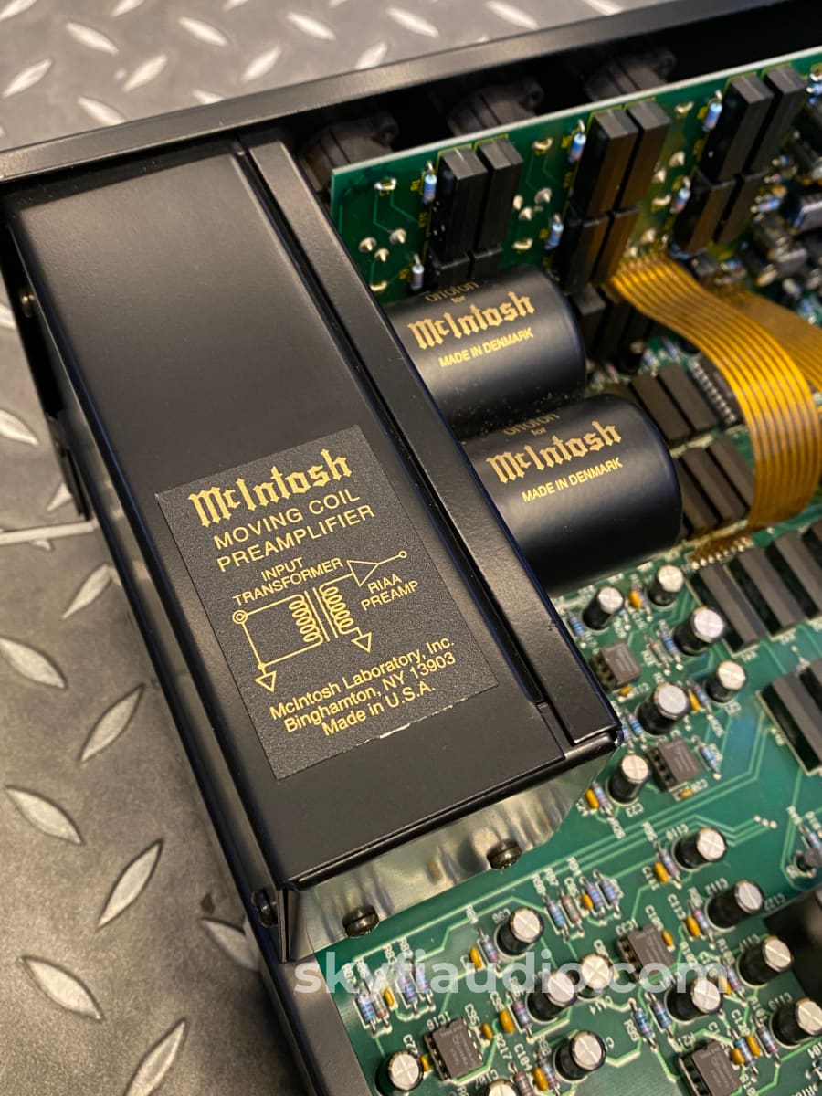 Mcintosh C100 Two Chassis Analog Preamp With Superb Phono Section Preamplifier