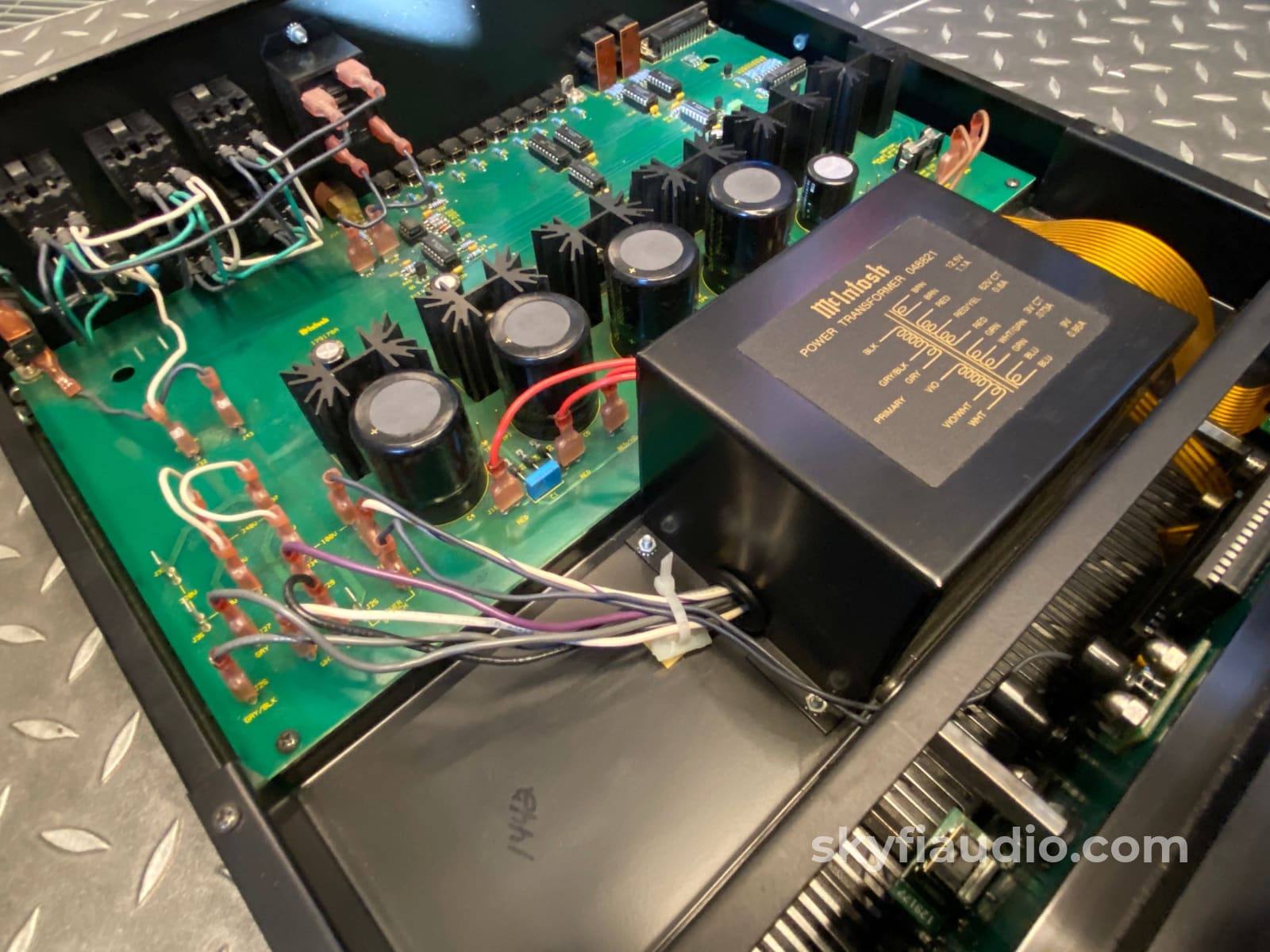 Mcintosh C100 Two Chassis Analog Preamp With Superb Phono Section Preamplifier