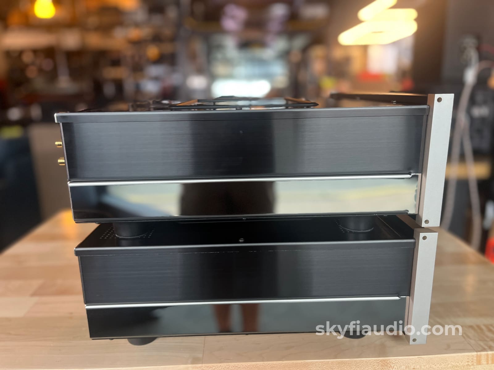 McIntosh C1100 Preamplifier - Flagship Two Chassis - Pre-Loved Preamplifier