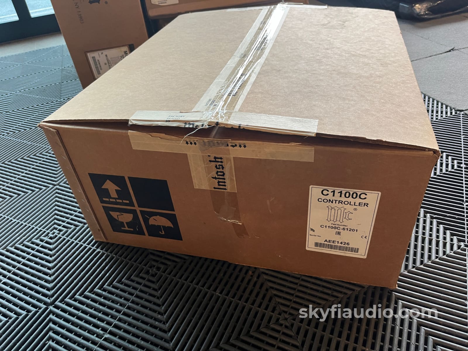 McIntosh C1100 Preamplifier - Flagship Two Chassis - Pre-Loved Preamplifier