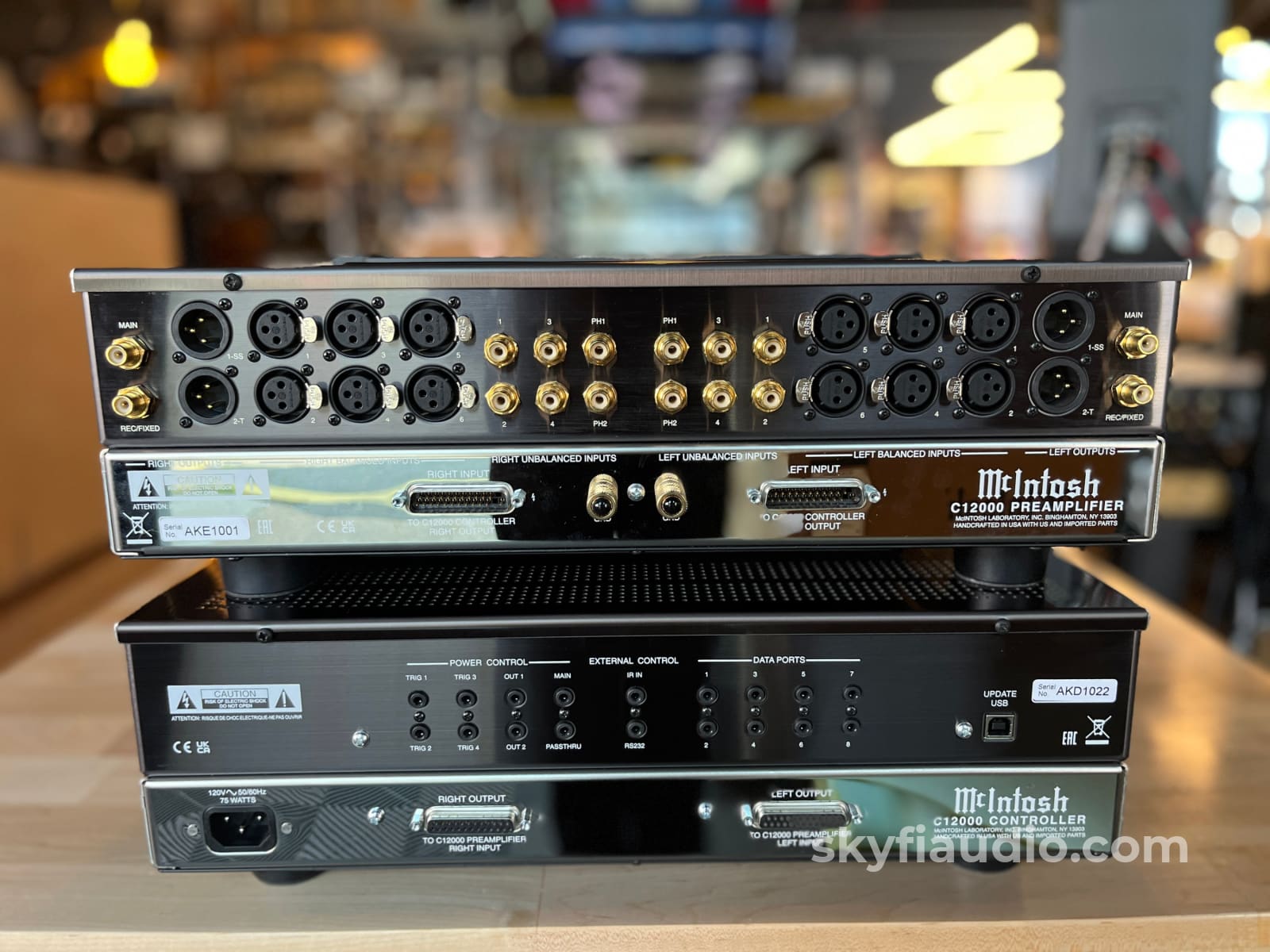 McIntosh C1200 Preamplifer - Pre-Loved Preamplifier