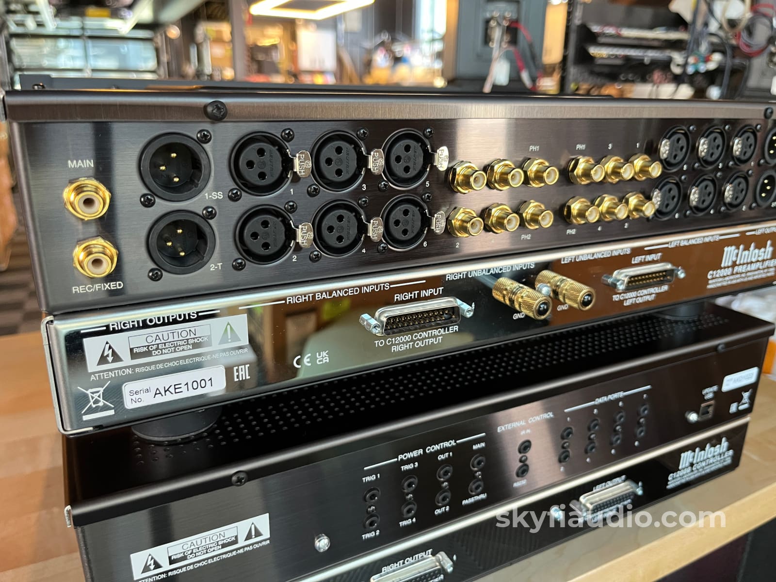 McIntosh C1200 Preamplifer - Pre-Loved Preamplifier