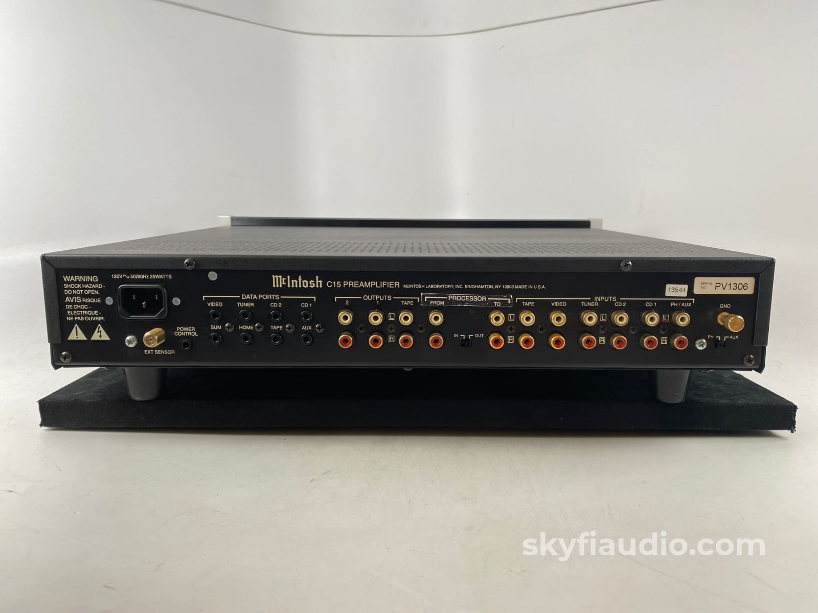 Mcintosh C15 Compact Preamplifier With Phono And Remote - Rare
