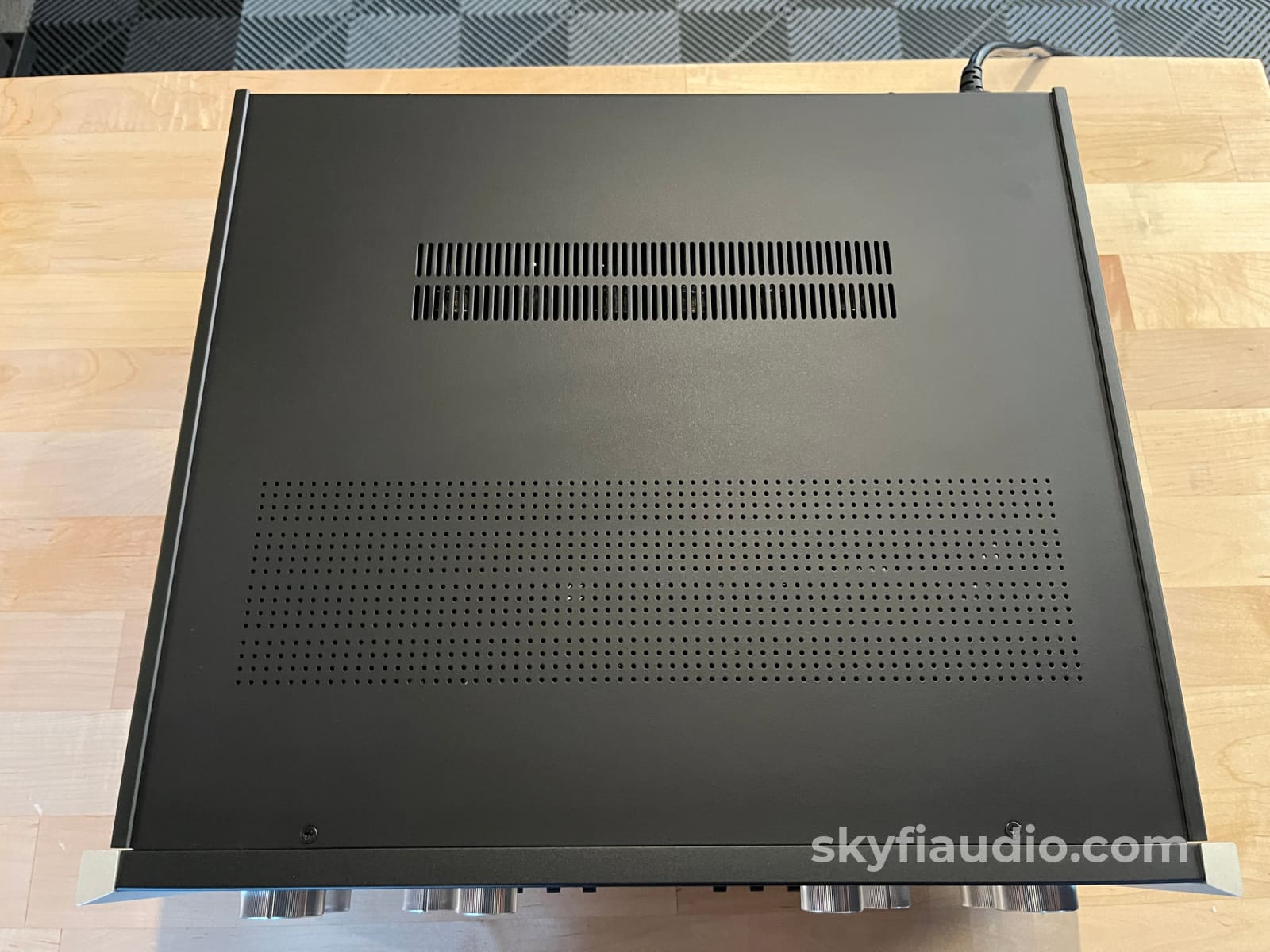 McIntosh C22 MKIV Tube Preamplifier Preamplifier