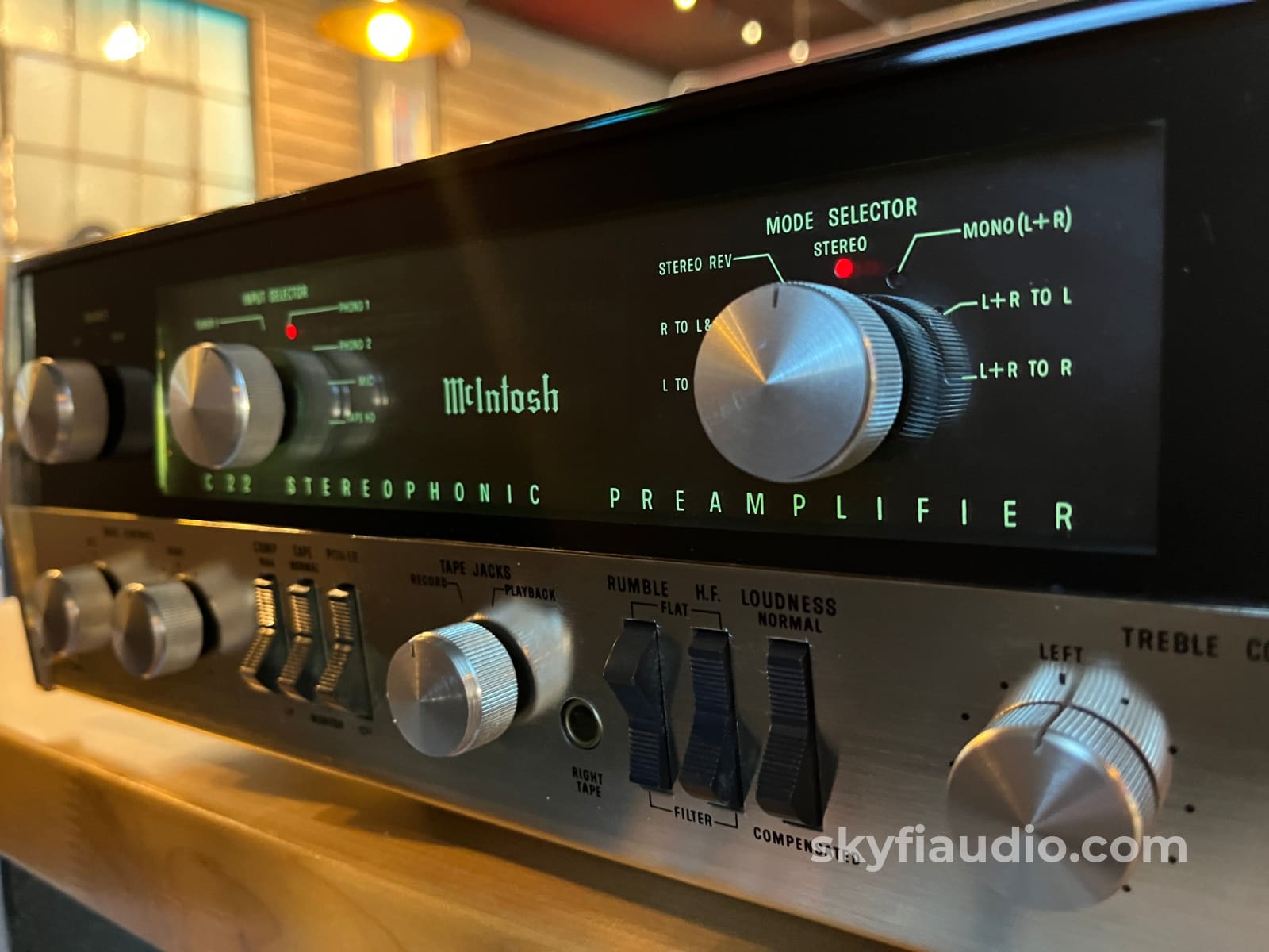 McIntosh C22 Vintage All-Tube Preamplifier - Holy Grail Vintage McInto