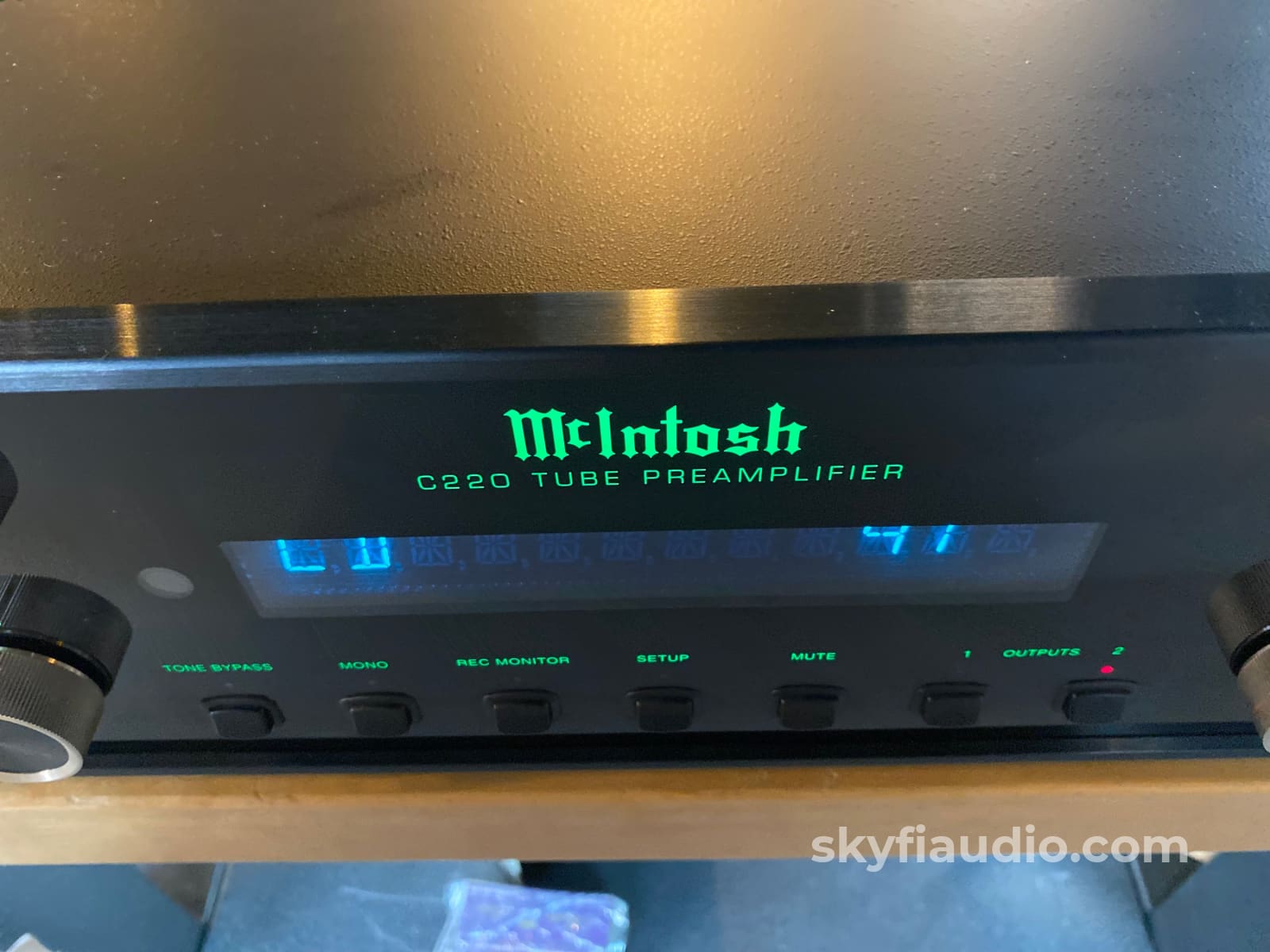 Mcintosh C220 All-Analog Tube Preamplifier W/Phono