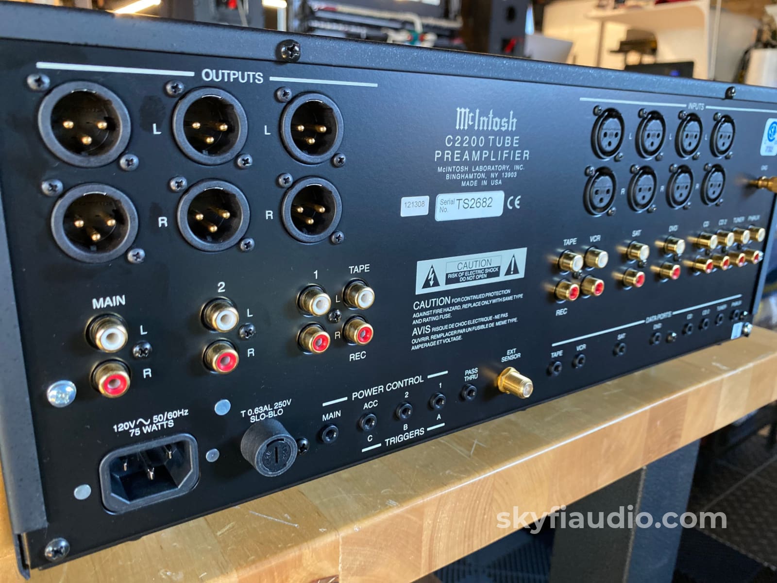 Mcintosh C2200 Tube Preamplifier - All Analog For Purists